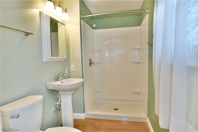 220 Wae Trail, Cortland, OH 44410