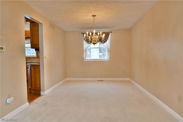 220 Wae Trail, Cortland, OH 44410