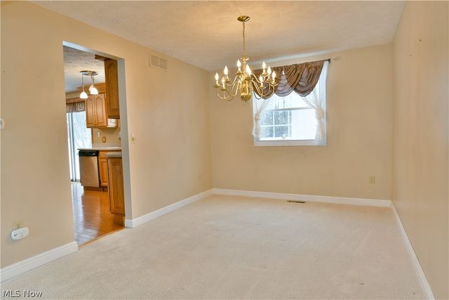 220 Wae Trail, Cortland, OH 44410