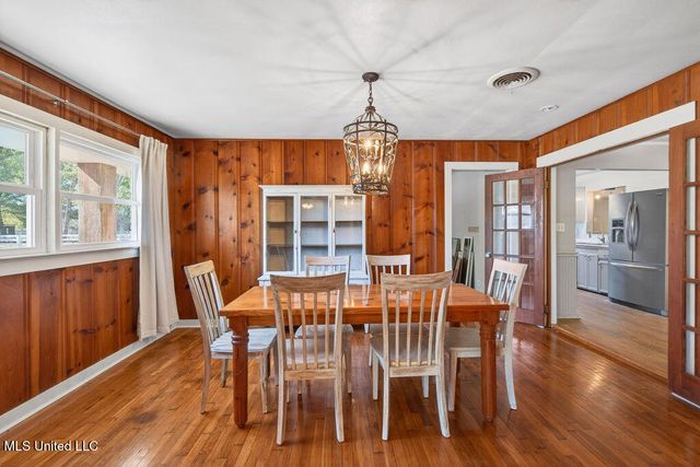 1592 E 2nd Street, Pass Christian, MS 39571