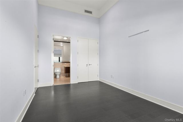 25 Leroy Place PH7, New Rochelle, NY 10805