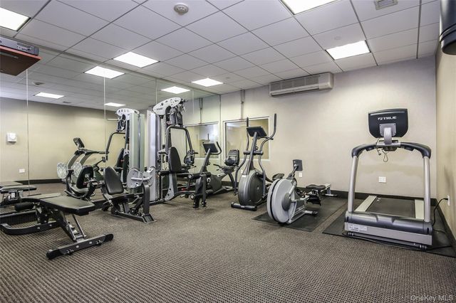 25 Leroy Place PH7, New Rochelle, NY 10805