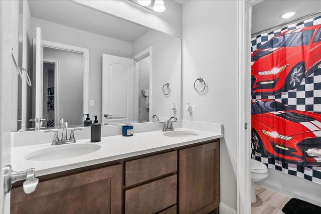 648 Sirius Lane, Waxahachie, TX 75165