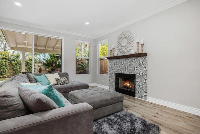 4893 Almondwood Way, San Diego, CA 92130