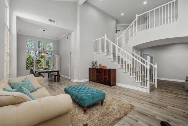 4893 Almondwood Way, San Diego, CA 92130