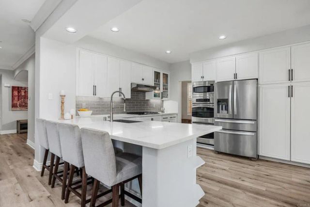 4893 Almondwood Way, San Diego, CA 92130