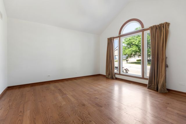 775 HARMON Boulevard, Hoffman Estates, IL 60169