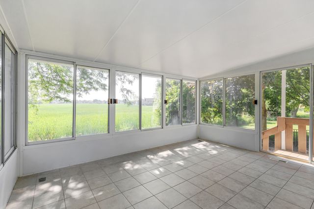 775 HARMON Boulevard, Hoffman Estates, IL 60169