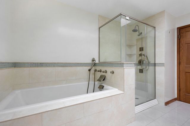 775 HARMON Boulevard, Hoffman Estates, IL 60169