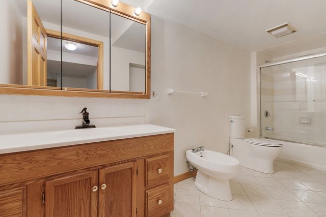 775 HARMON Boulevard, Hoffman Estates, IL 60169