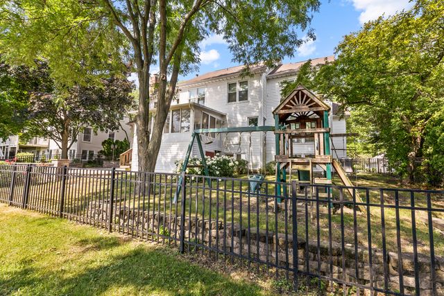 775 HARMON Boulevard, Hoffman Estates, IL 60169