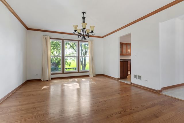 775 HARMON Boulevard, Hoffman Estates, IL 60169