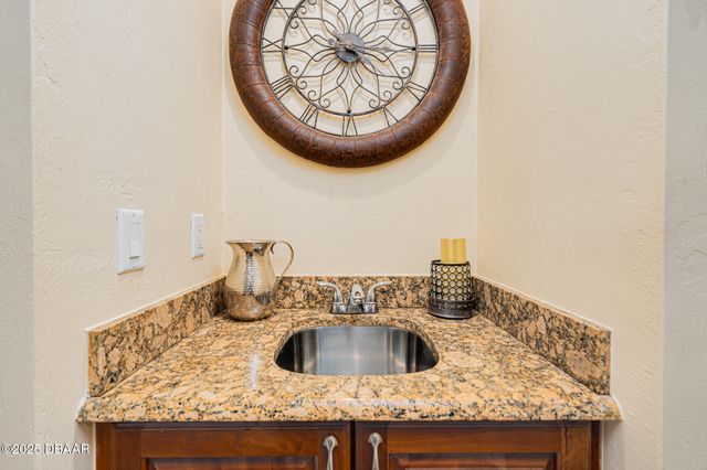 2403 S Atlantic Ave Apt 1010, Daytona Beach, FL 32118