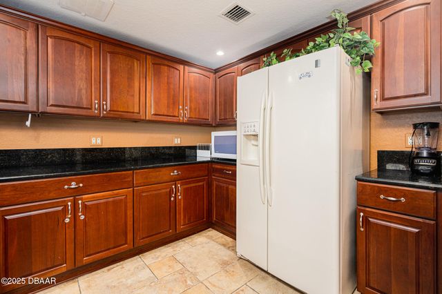 2403 S Atlantic Ave Apt 1010, Daytona Beach, FL 32118