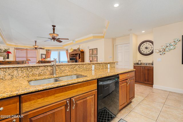 2403 S Atlantic Ave Apt 1010, Daytona Beach, FL 32118