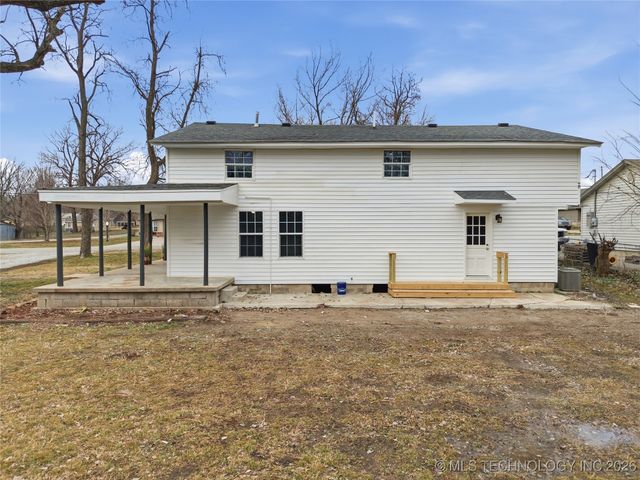 809 N 9th Street, Collinsville, OK 74021