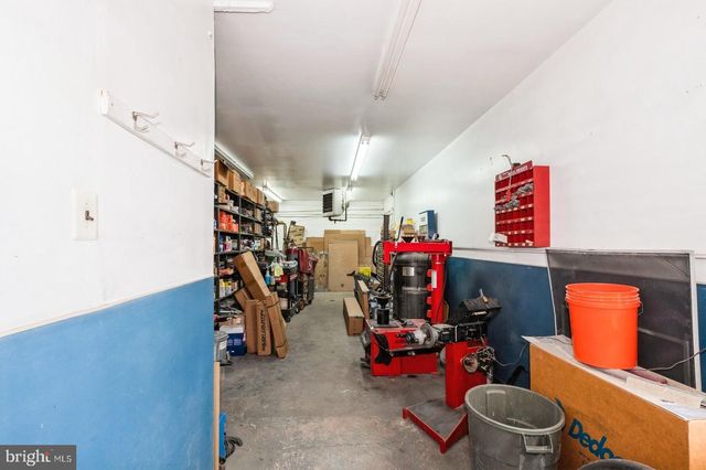 2271 E FARRAGUT AVENUE, Bristol, PA 19007