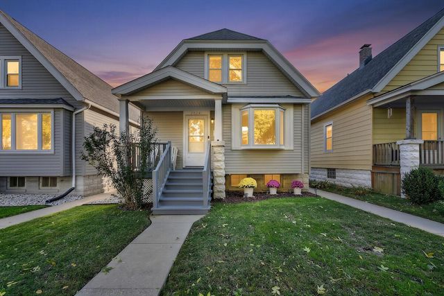 2624 S 3rd STREET, Milwaukee, WI 53207