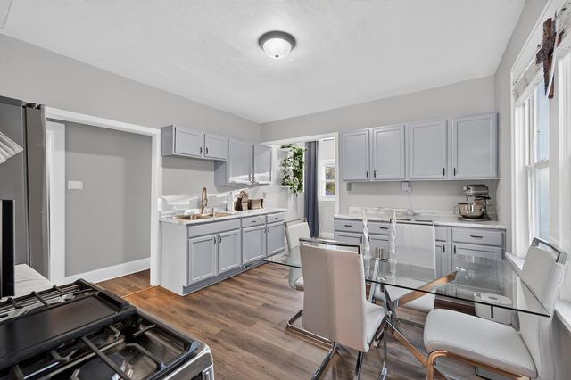 2624 S 3rd STREET, Milwaukee, WI 53207