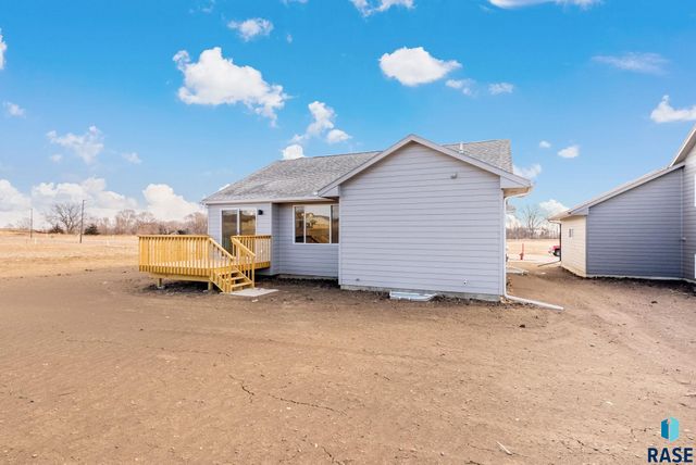 905 N Independent St Street, Lennox, SD 57039