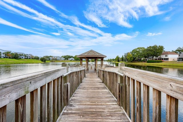 2584 GRASSY POINT DRIVE 106, Lake Mary, FL 32746