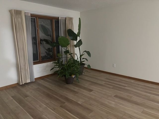 4554 BUNKER HILL Drive, Bettendorf, IA 52722