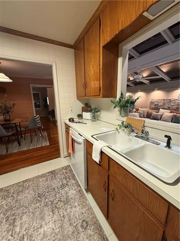 1040 Cantering Road, High Point, NC 27262