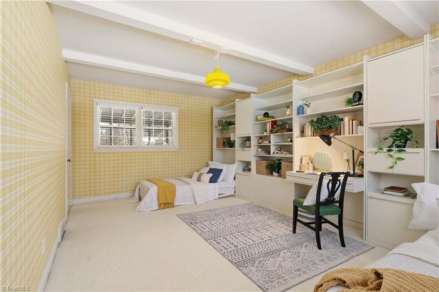 1040 Cantering Road, High Point, NC 27262