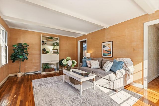 1040 Cantering Road, High Point, NC 27262