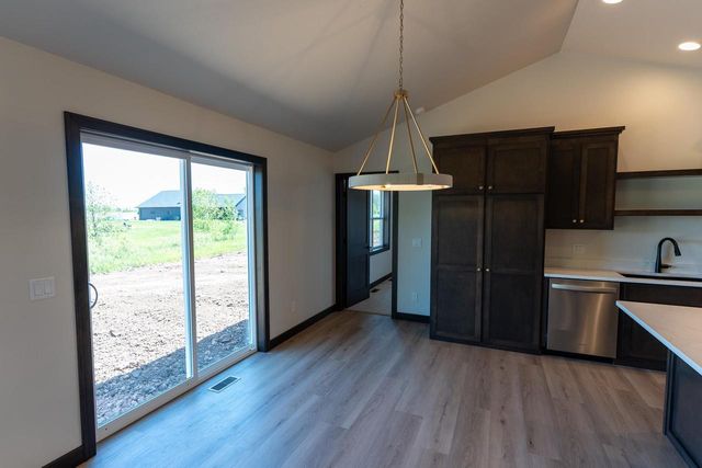W5896 EDGEWOOD DRIVE, Menasha, WI 54952