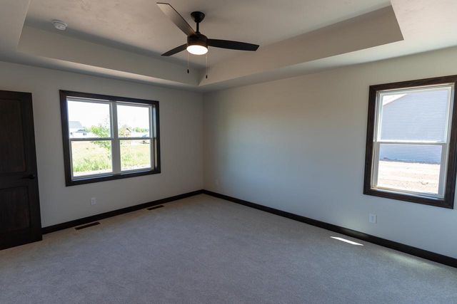 W5896 EDGEWOOD DRIVE, Menasha, WI 54952