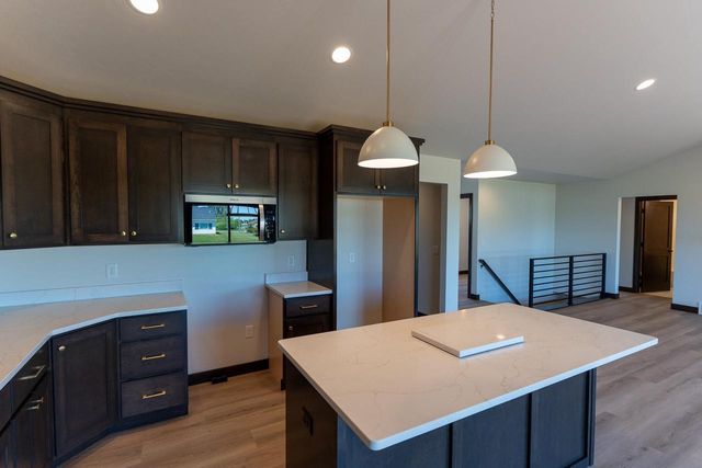 W5896 EDGEWOOD DRIVE, Menasha, WI 54952