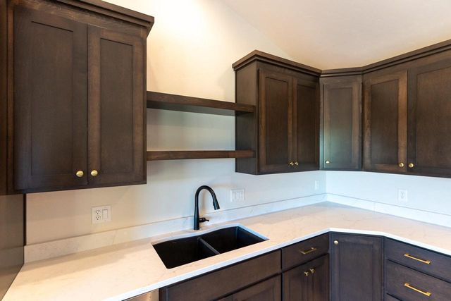 W5896 EDGEWOOD DRIVE, Menasha, WI 54952