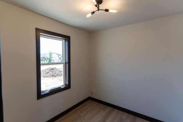 W5896 EDGEWOOD DRIVE, Menasha, WI 54952