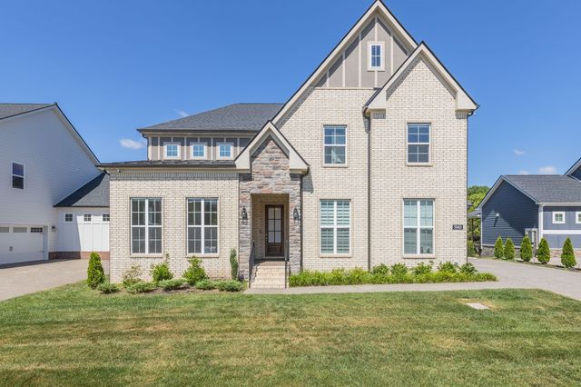 5043 High Park Hill Dr, Arrington, TN 37014