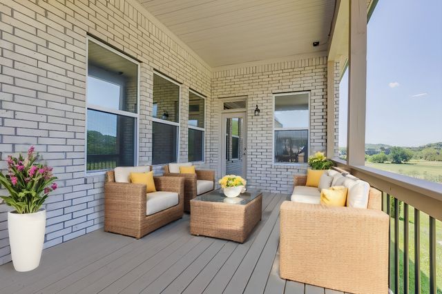 5043 High Park Hill Dr, Arrington, TN 37014