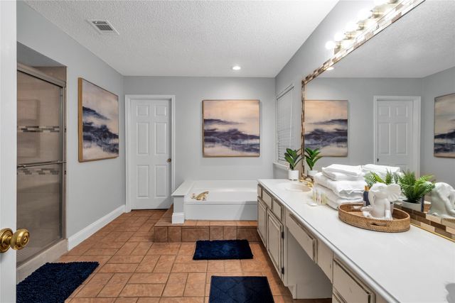 4523 Wescott Drive, Grand Prairie, TX 75052