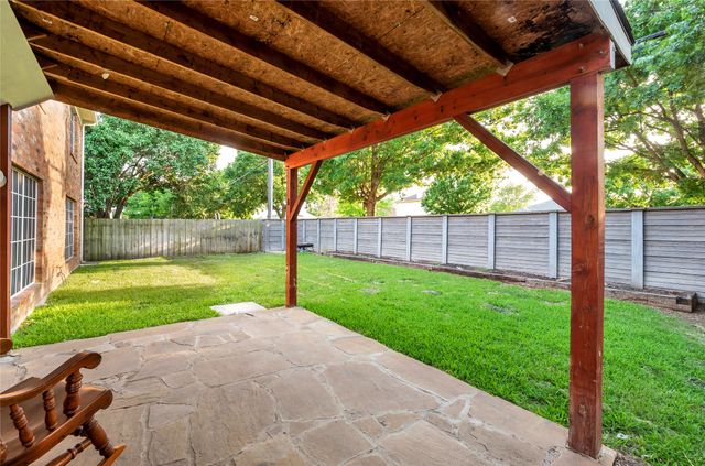 4523 Wescott Drive, Grand Prairie, TX 75052