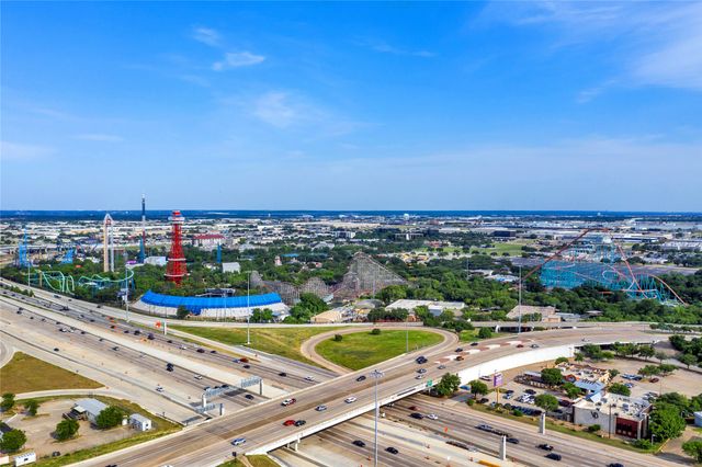 4523 Wescott Drive, Grand Prairie, TX 75052