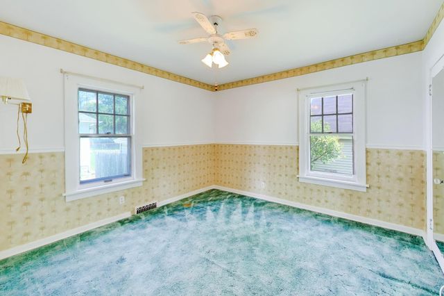 4321 N Wozniak Road, Michigan City, IN 46360