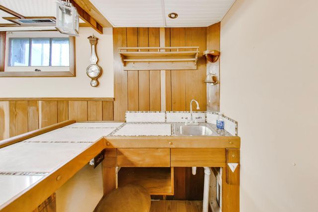 4321 N Wozniak Road, Michigan City, IN 46360