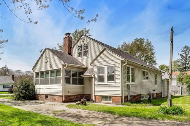 4321 N Wozniak Road, Michigan City, IN 46360