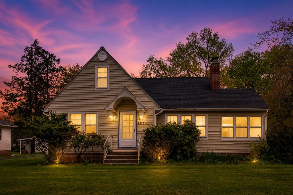 4321 N Wozniak Road, Michigan City, IN 46360