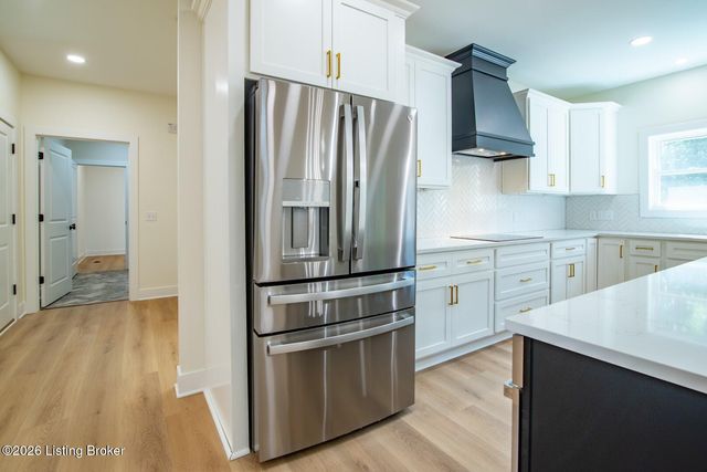 707 Roswell Dr, Elizabethtown, KY 42701