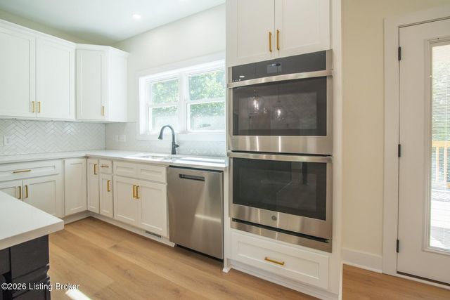 707 Roswell Dr, Elizabethtown, KY 42701