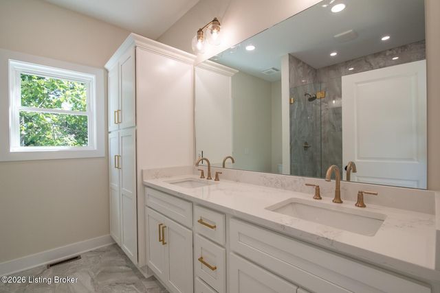 707 Roswell Dr, Elizabethtown, KY 42701