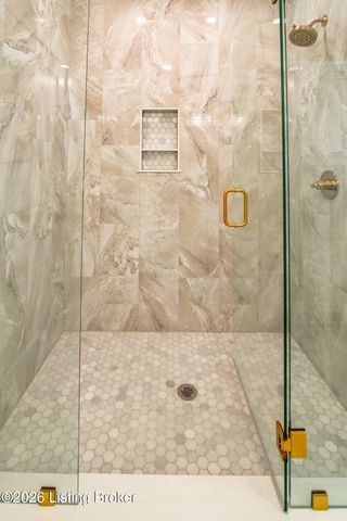 707 Roswell Dr, Elizabethtown, KY 42701