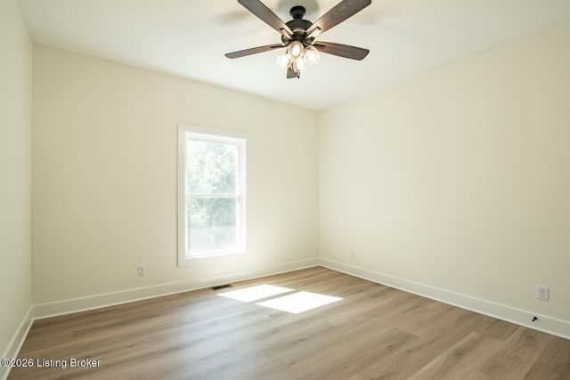 707 Roswell Dr, Elizabethtown, KY 42701
