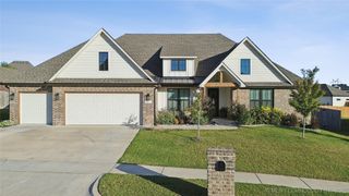 407 N 84th Place, Broken Arrow, OK 74014