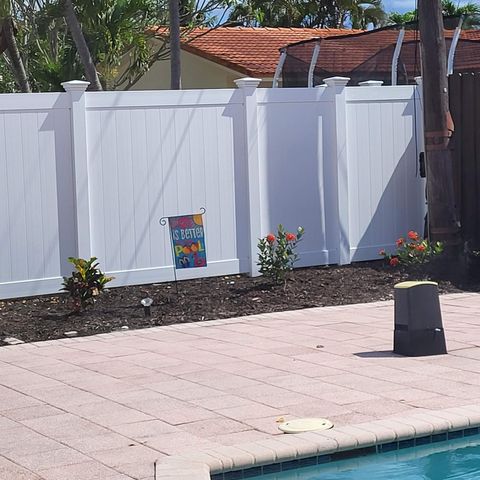 5700 NE 20th Avenue, Fort Lauderdale, FL 33308